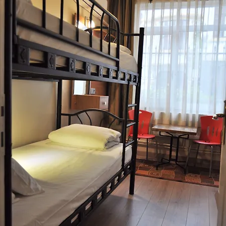 Antique Hostel