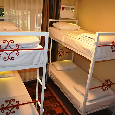 Antique Hostel *