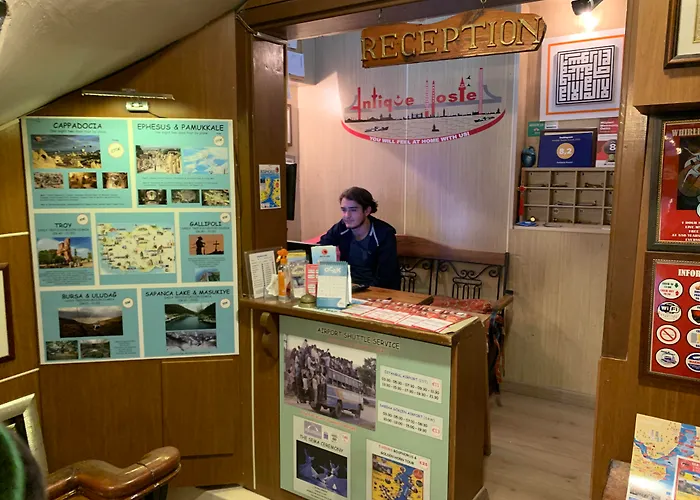 Auberge de jeunesse Antique *