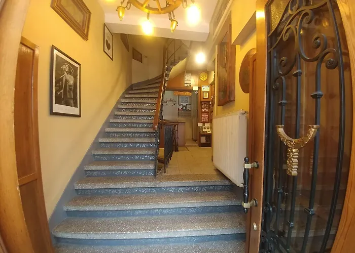 Auberge de jeunesse Antique *