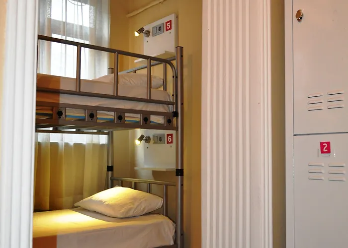 Vandrarhem Antique *